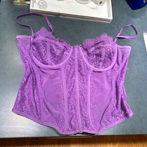 SOLD: URBAN OUTFITTERS PURPLE CORSET TOP!